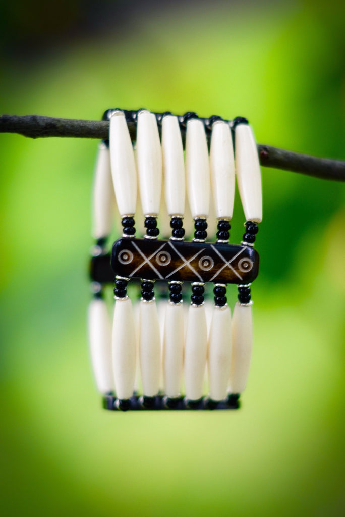 Aisha Bracelet | White - Nyora Beads